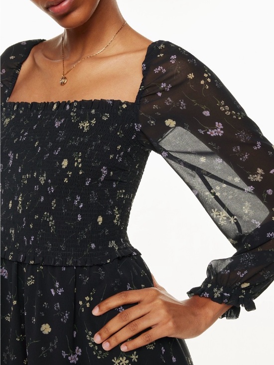 Aritzia Dresses & Skirts - ARITZIA Tempest Smocked Black Floral Midi Dress in Small.